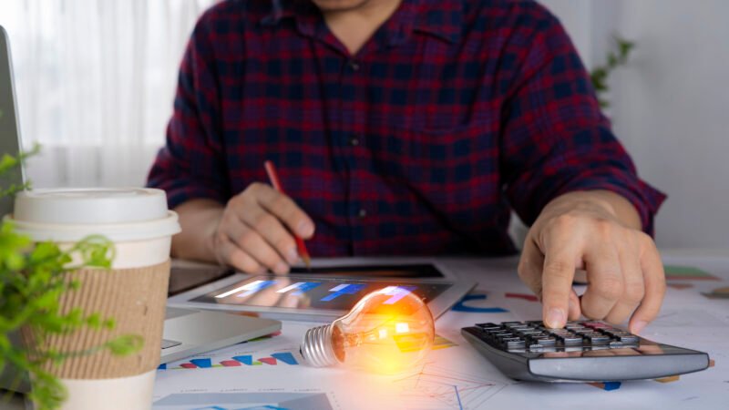 Estratégias de Controle de Gastos para Pessoas com Renda Variável