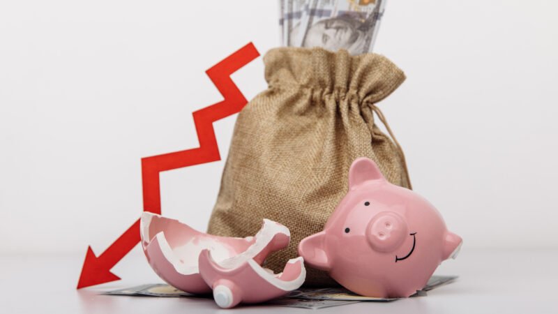 Como Cortar Gastos e Aumentar Suas Economias em Tempos de Crise